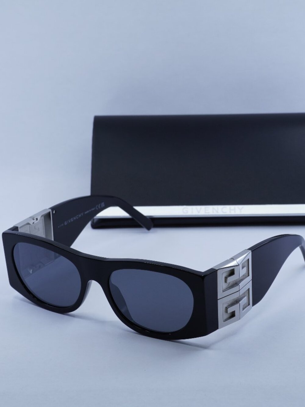 Givenchy GV40028I 01C Square Sunglasses - Shiny Black / Grey